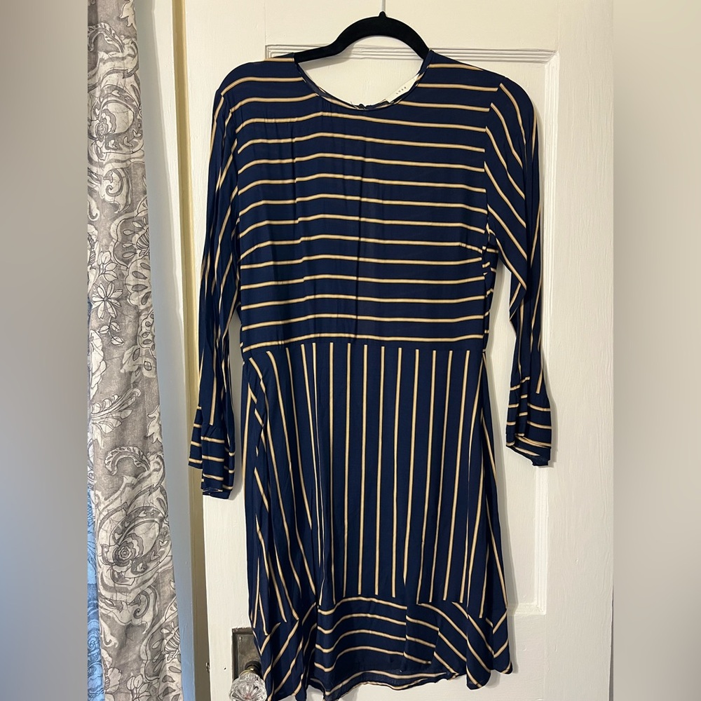 Lush Blue/Tan/White Long Sleeve Dress